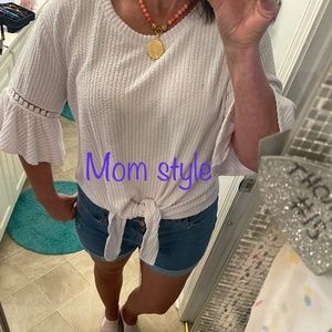 Cupio white ribbed 3/4 sleeve front tie top